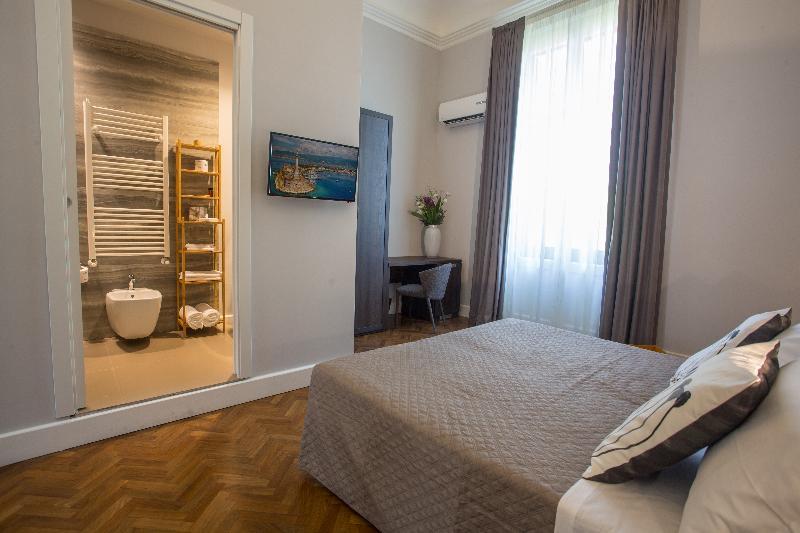 Bed and Breakfast Re Vittorio De Luxe Mesina Exterior foto