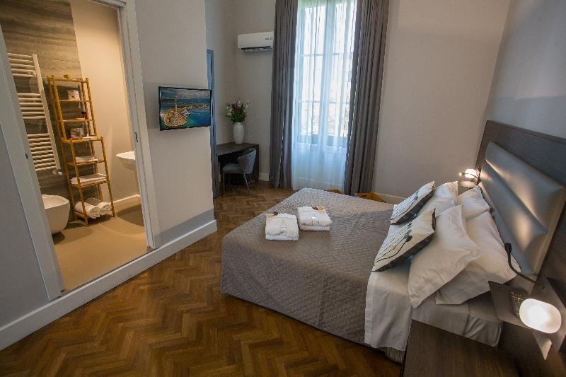 Bed and Breakfast Re Vittorio De Luxe Mesina Exterior foto